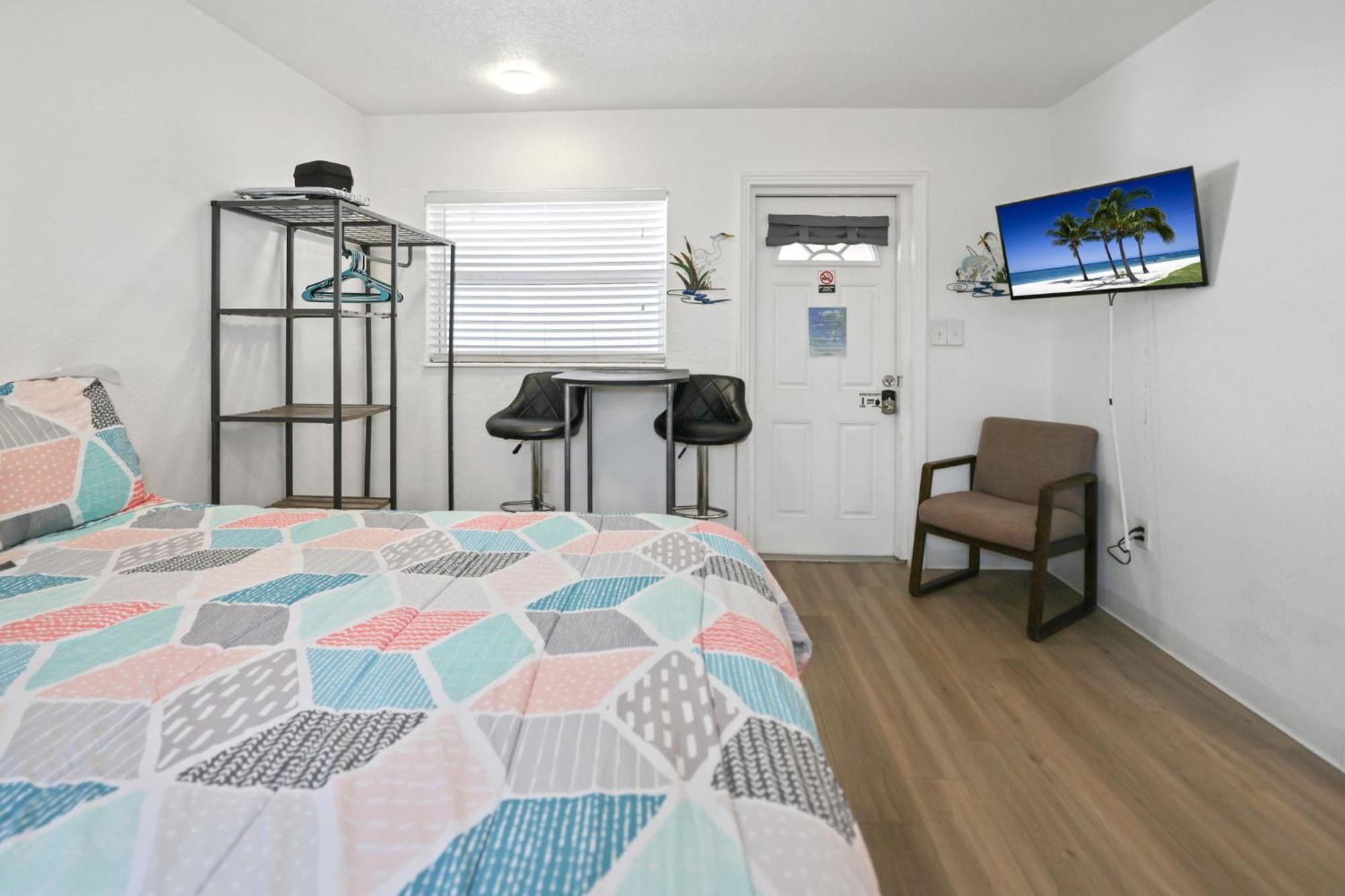 Sun Island Motel St. Pete Beach Eksteriør billede
