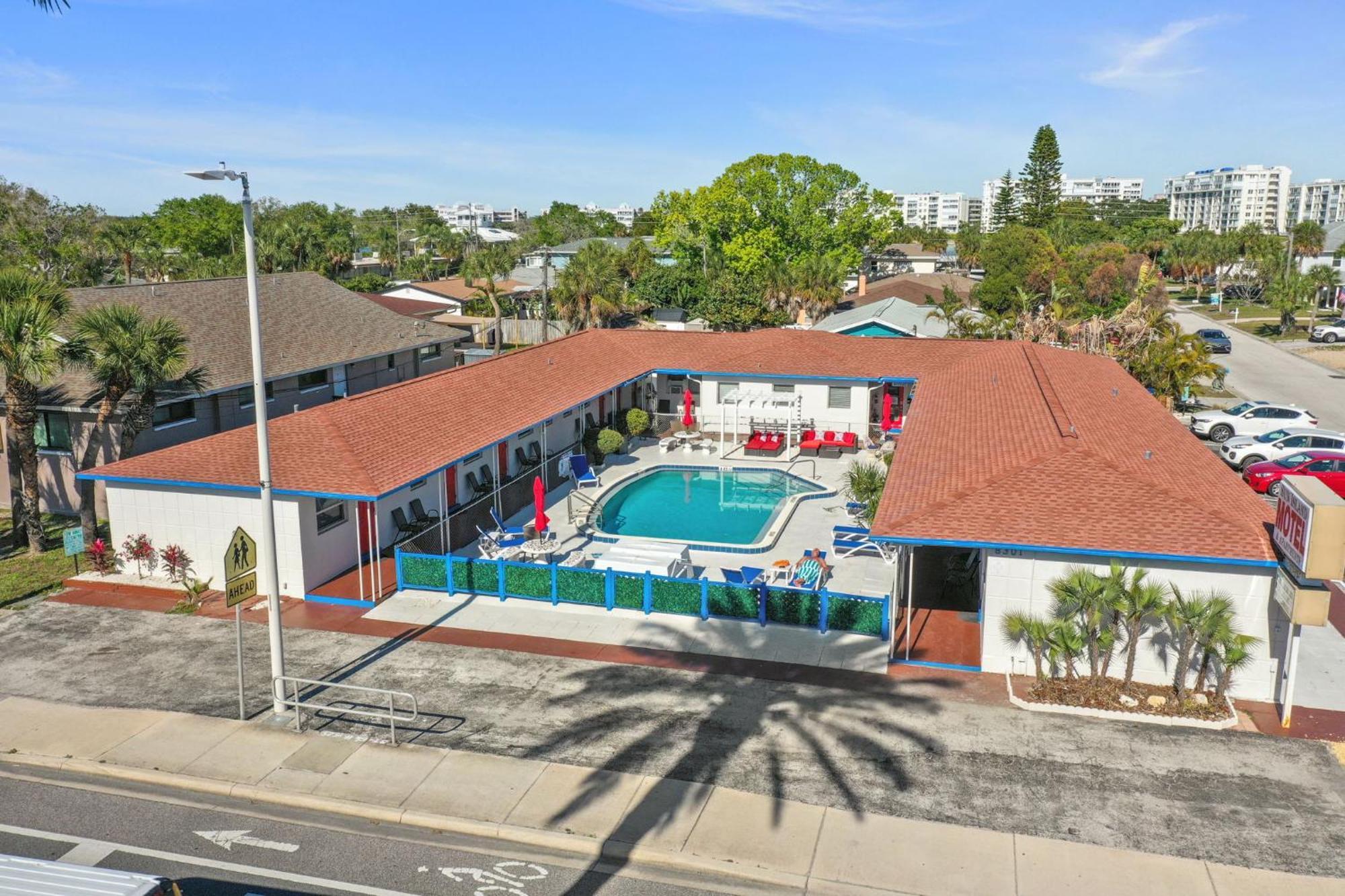 Sun Island Motel St. Pete Beach Eksteriør billede